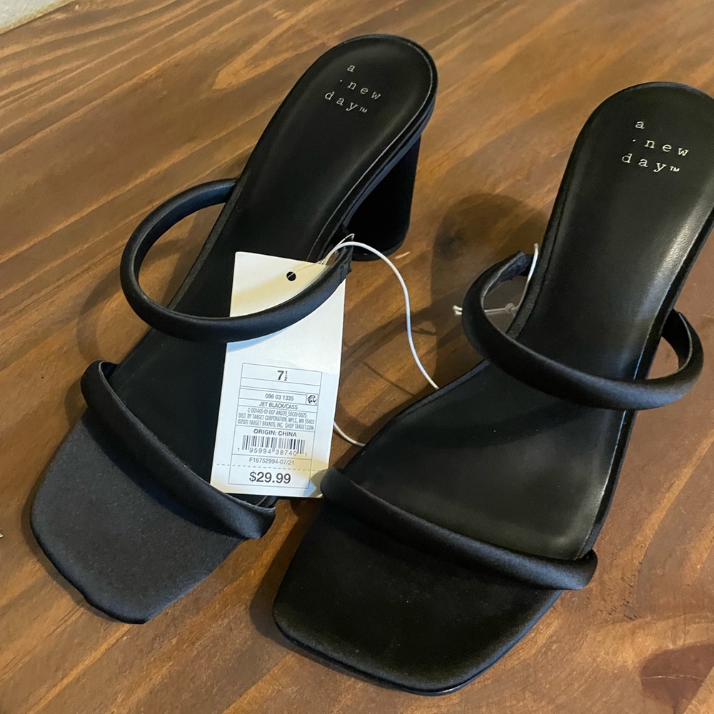 NWT! A New Day - Satin Black Cass Open-Toe Block Heel Size 7.5